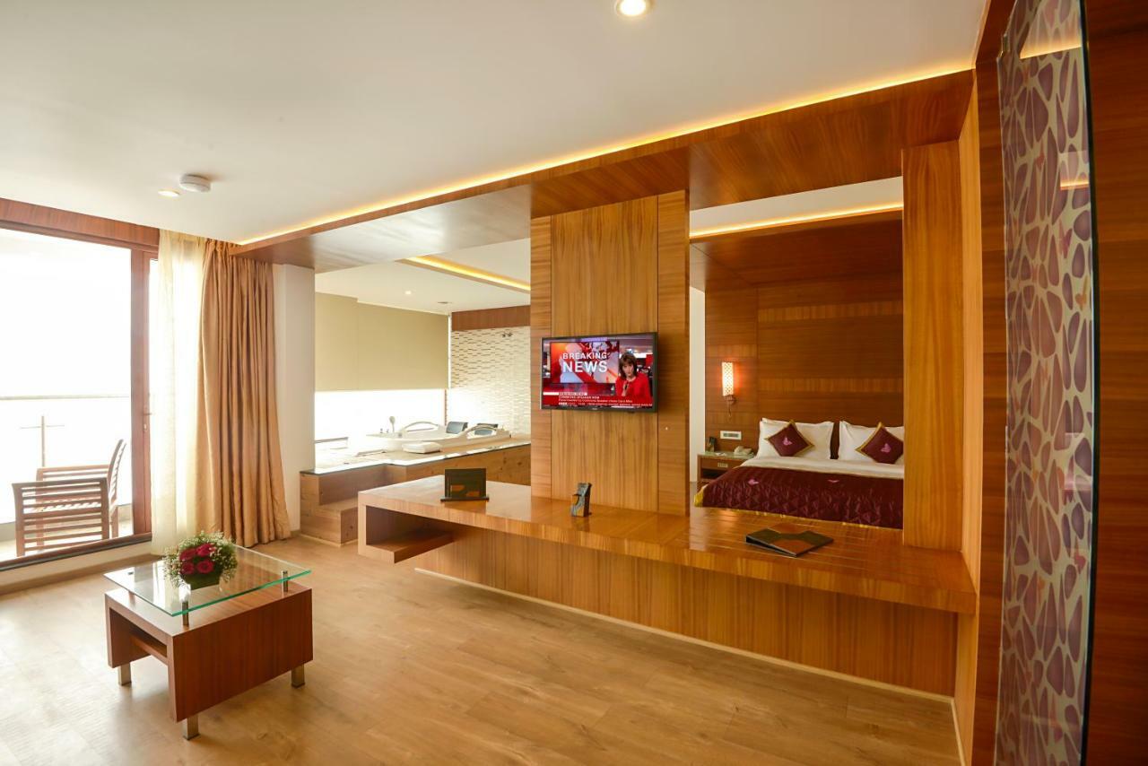 Amber Dale Luxury Hotel & Spa, Munnar होटल 5*